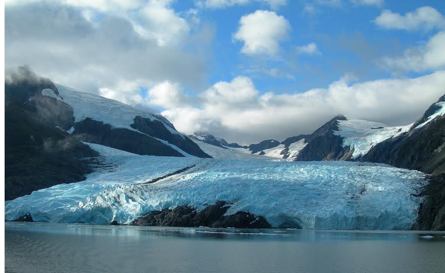 American: Phoenix – Anchorage, Alaska (and vice versa). $239. Roundtrip, including all Taxes