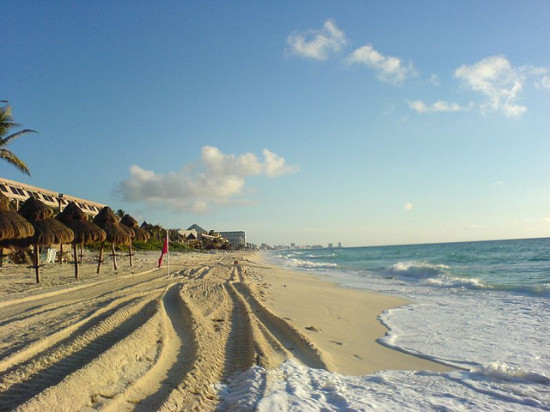Playa, Cancun, Mexico - Photo: Gabriel Flores Romero via Flickr, used under Creative Commons License (By 2.0)