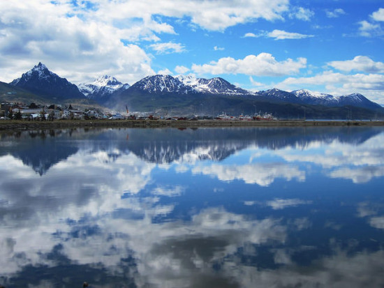 Ushuaia, Argentina - Photo: David Stanley via Flickr, used under Creative Commons License (By 2.0)