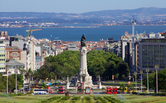 Delta: Portland – Lisbon, Portugal. $572 (Basic Economy) / $742 (Regular Economy). Roundtrip, including all Taxes