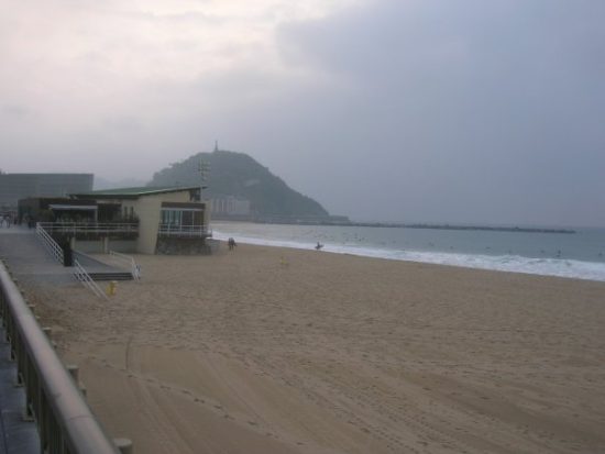 Playa de La Zurriola), San Sebastian, Spain - Photo: (c) 2016 - Dan Cruse