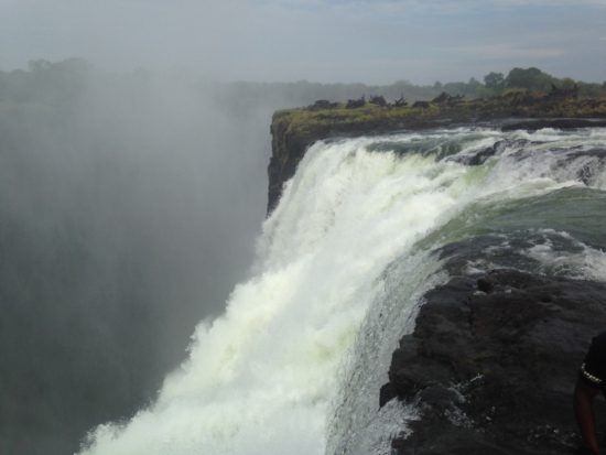 Devil's Pool, Victoria Falls - Photo: (c) 2016 - Jennifer Wong of From Mississippi with Love